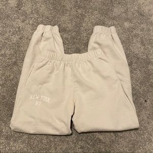 Brandy Melville New York sweatpants